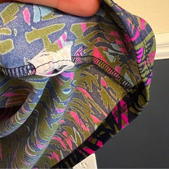 Jude Connally Abstract Feather Short Sleeve Shift Mini Dress Size Large - Picture 7 of 7